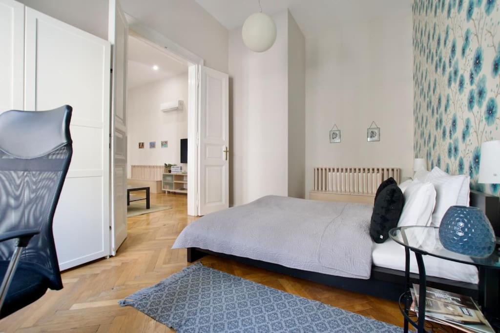 Apartment Standard By Hi5 - Bright Place *