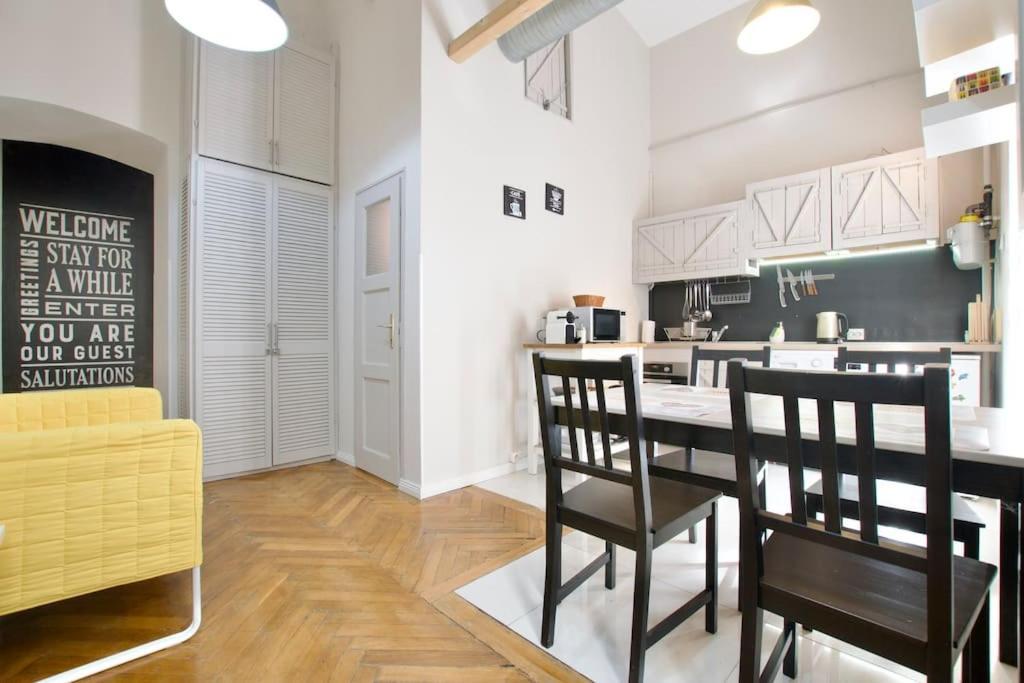 Standard By Hi5 - Bright Place Apartment